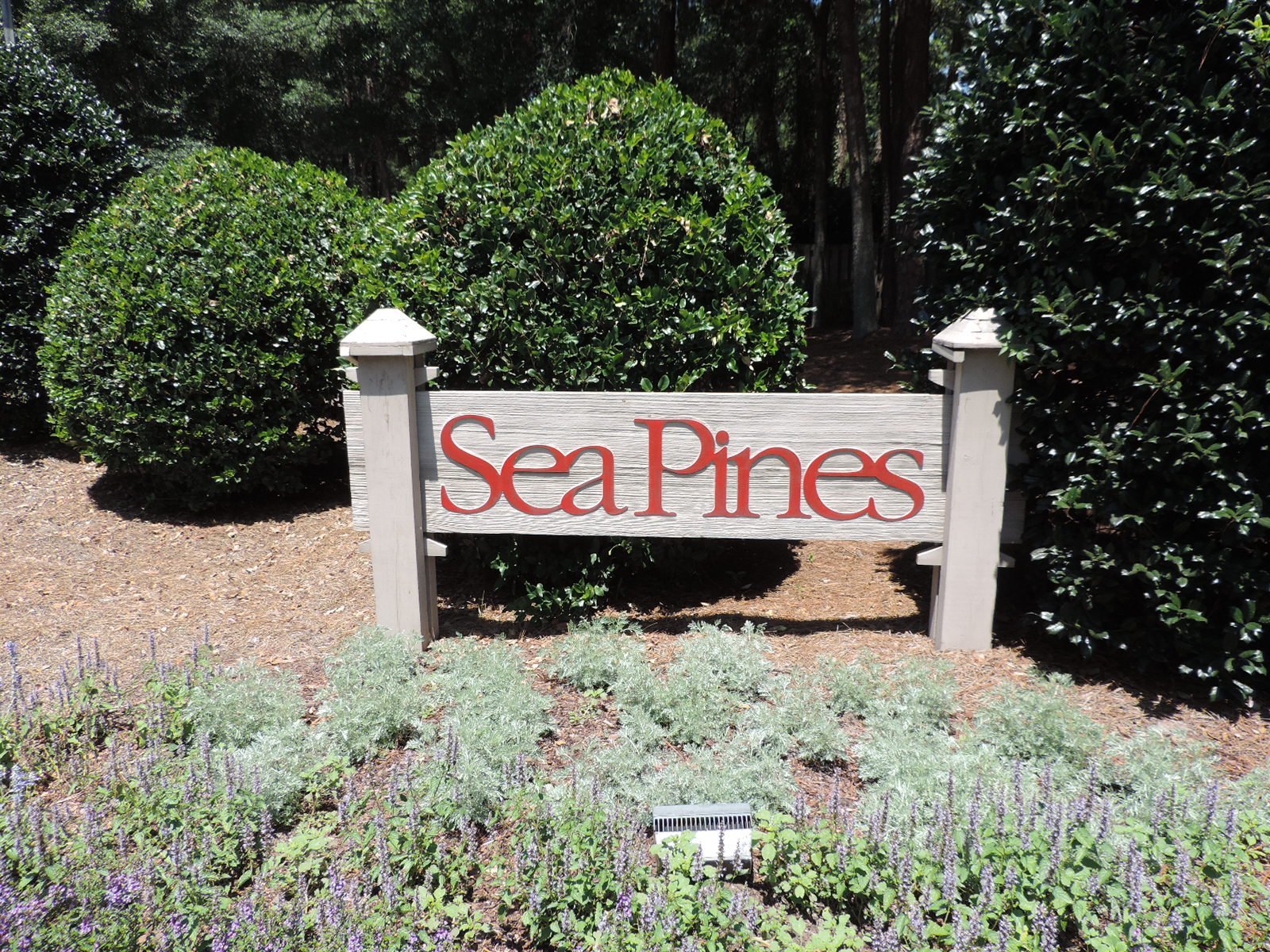 Sea Pines Entrance Photo